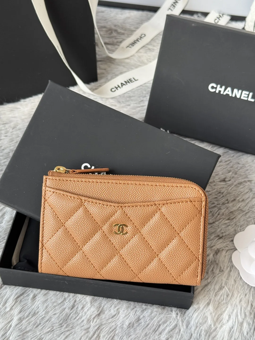 Chanel A3179 2024 7-shaped single pull card holder - Detail view 2