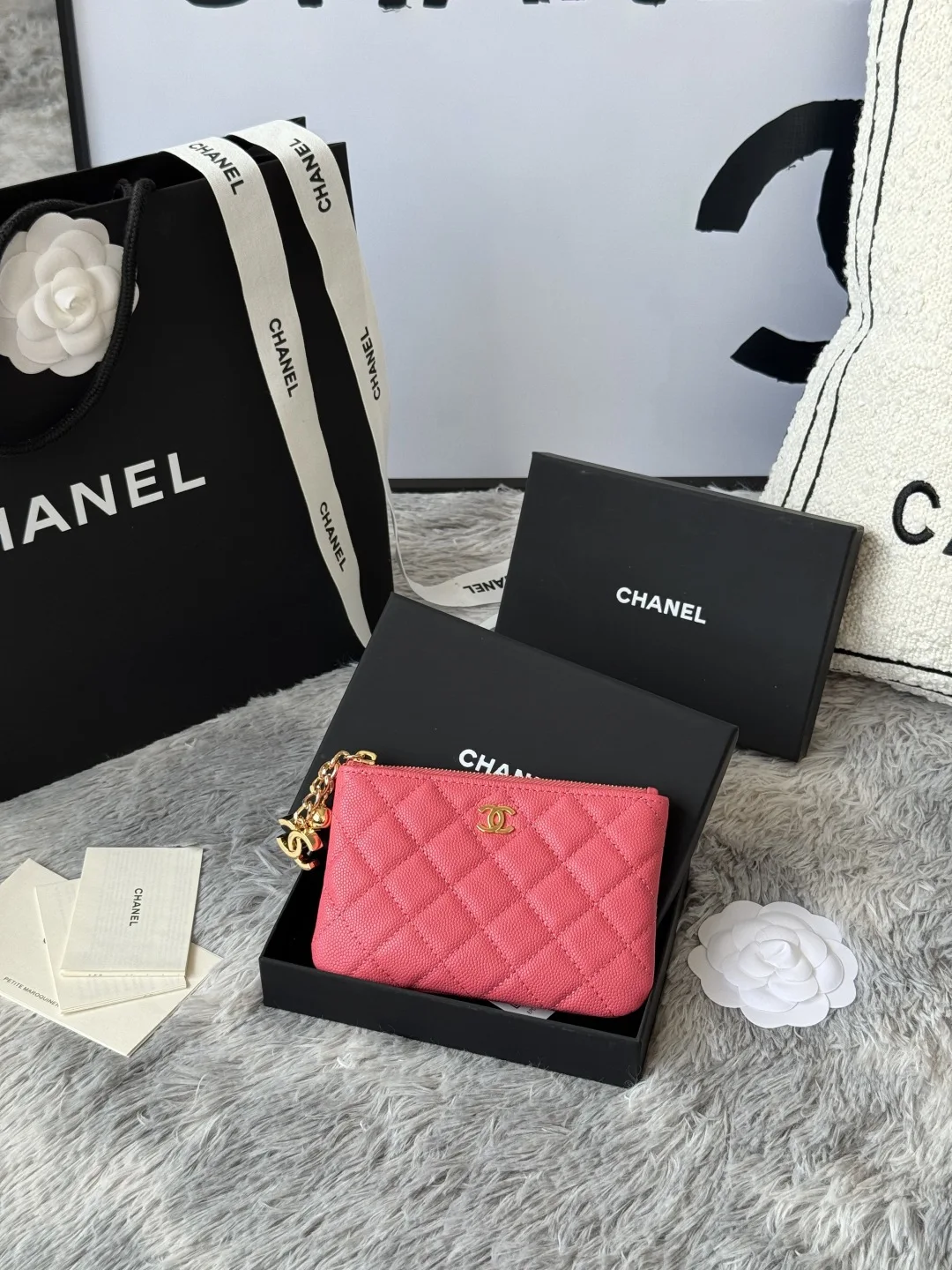 Chanel A50168 Zipped Pendant Coin Purse Card Holder - Detail view 1
