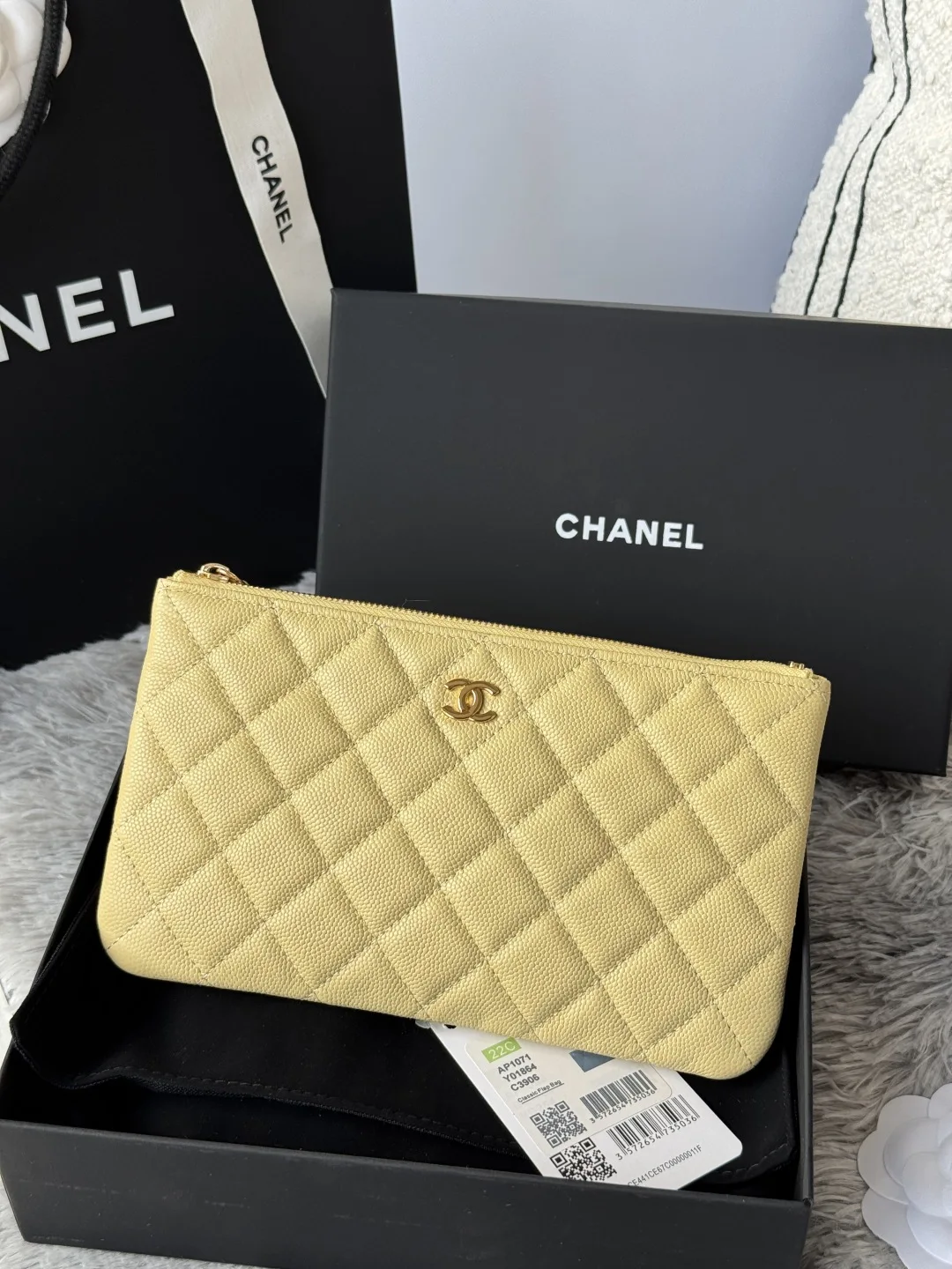 Chanel AP1071 New Style Ball Pattern Diamond Zero Package Handheld Clutch Bag - Detail view 2