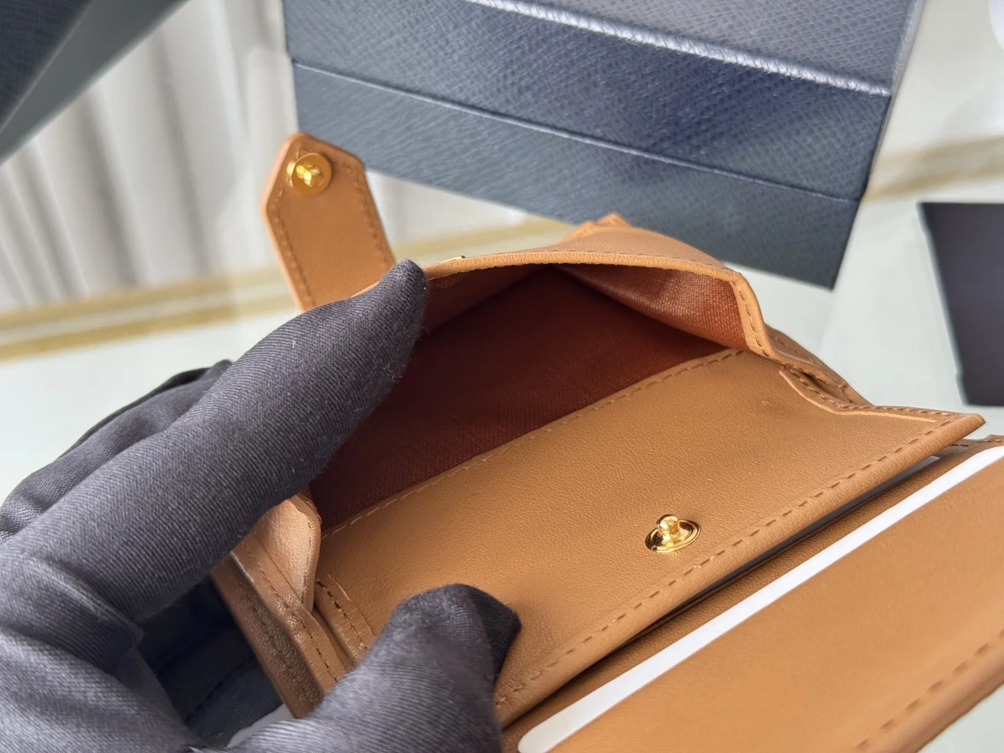 Prada 1MV204 Small Wallet Card Holder - Detail view 12