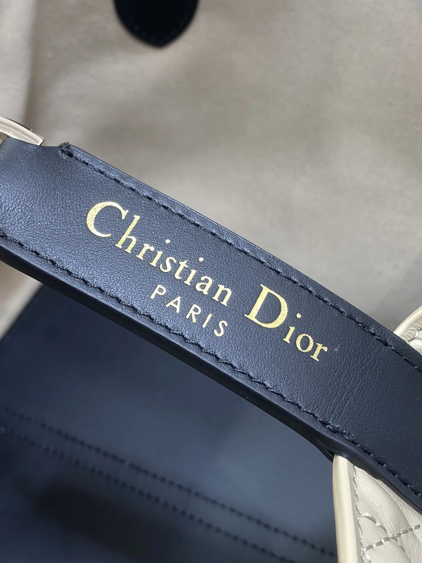Dior Small Toujours Handbag in Light Apricot and Black for Women - Detail view 4