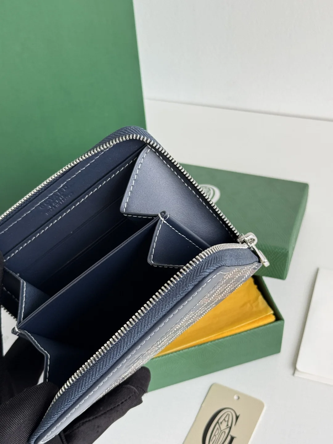 Goyard 3305 MATIGNON MINI Zipper Coin Purse - Detail view 9