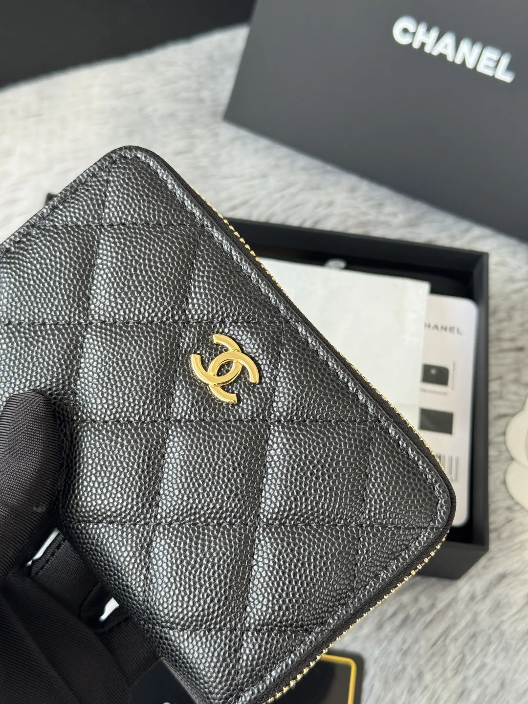 香奈儿3686 中号 加大款拉链包 - 细节图 7