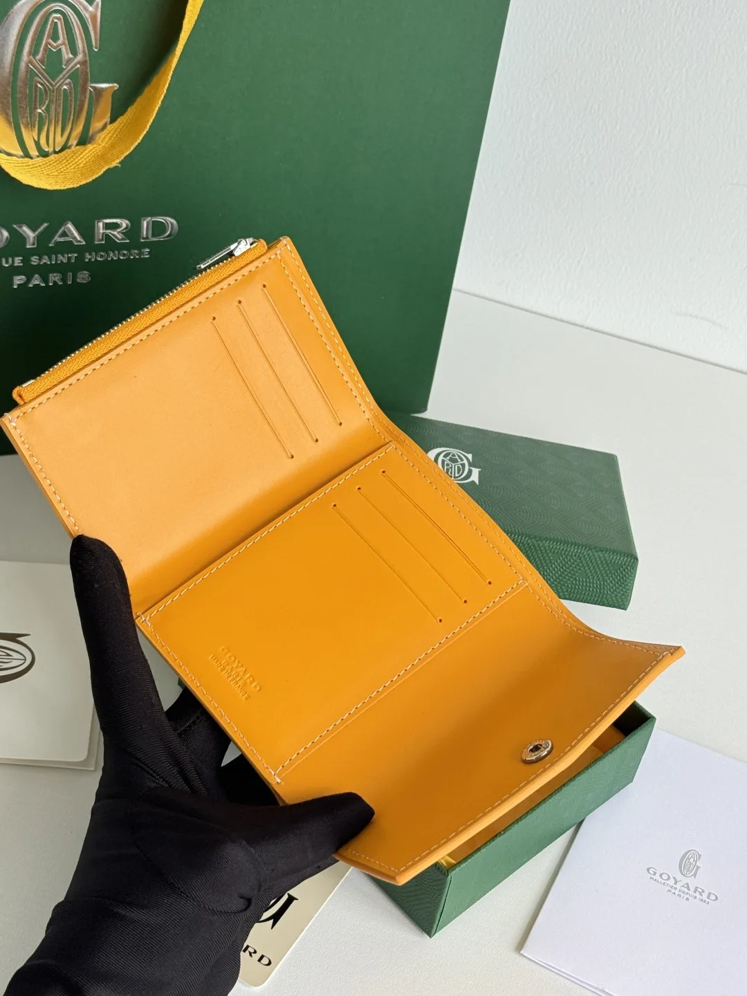 Goyard 3319 Saint-Gabriel Envelope Trifold Wallet - Detail view 8