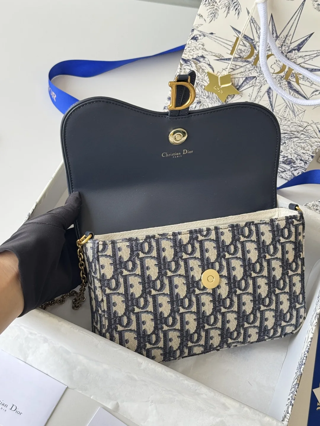 Dior S5907CTZQ_M928 Denim Dior Oblique Jacquard Saddle Chain Bag - Detail view 8