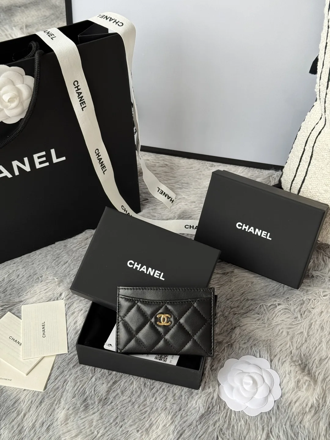 Chanel AP0213 CF Card Case, Chip-style Card Holder - Detail view 1