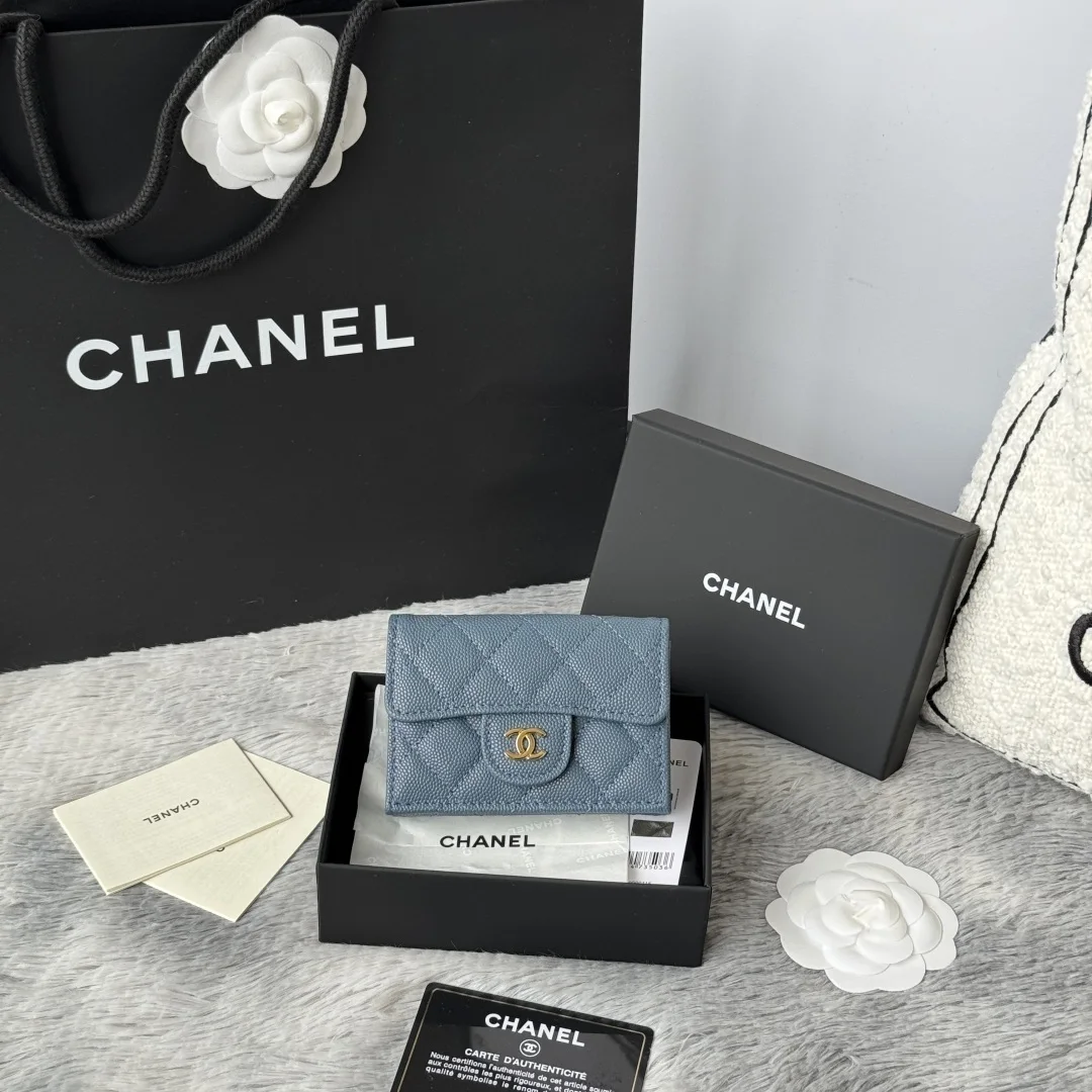Chanel AP0230 Trifold Wallet Cardholder - Detail view 1