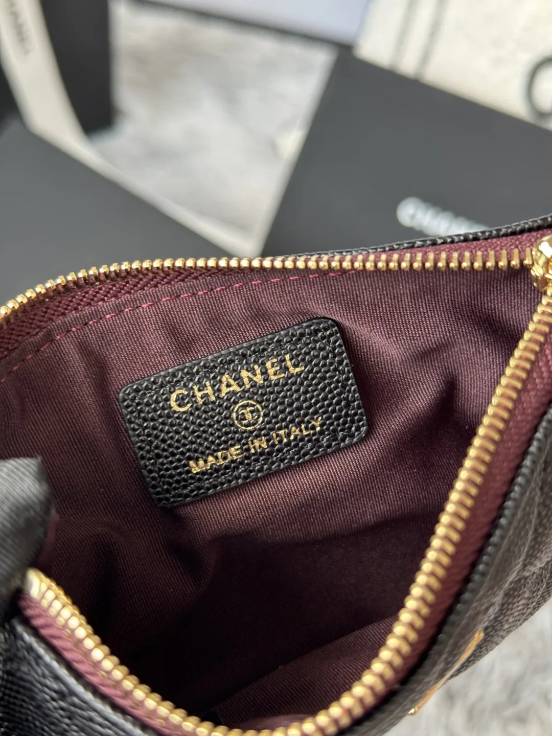 Chanel A82365 Coin Purse - Detail view 9