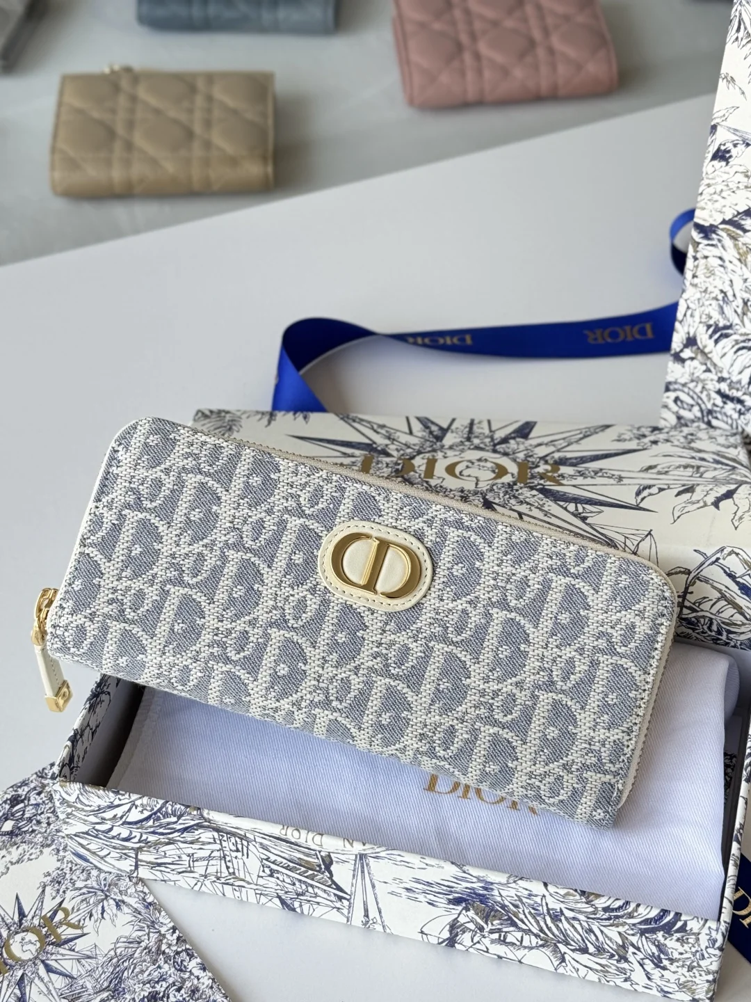 Dior S2189 Jacquard Fabric Long Zip-Around Wallet - Detail view 2
