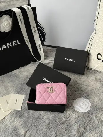 AP3045 22k Embossed Logo Double C Cardholder