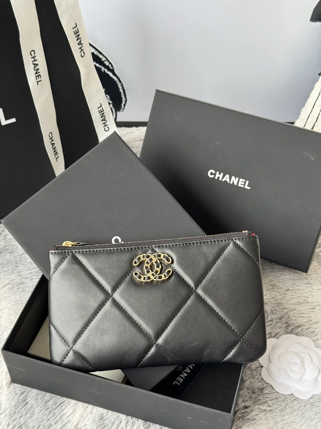 Chanel AP1790 Diamond Quilted Flap Coin Purse - Detail view 2