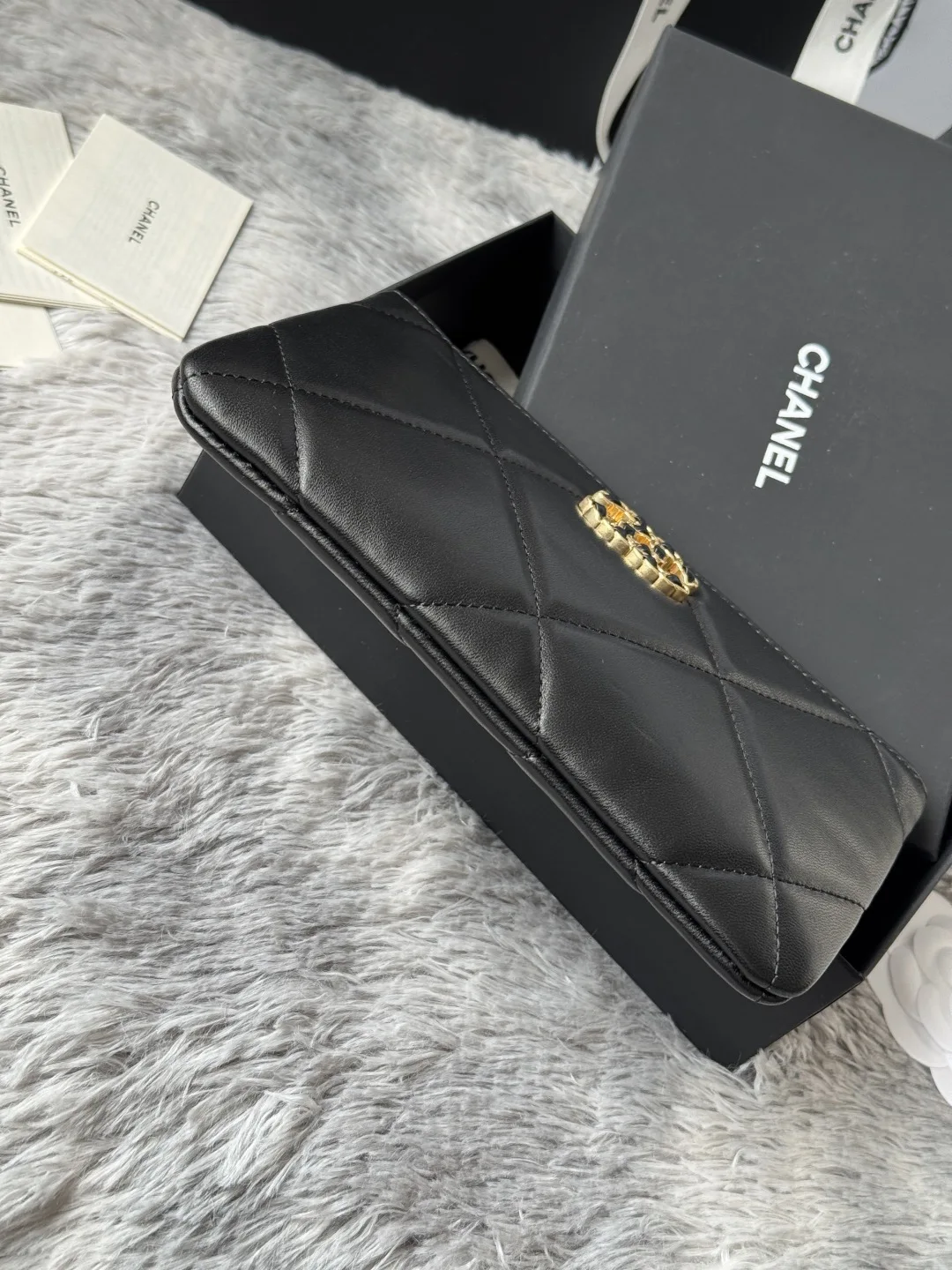 Chanel AP1790 Diamond Quilted Flap Coin Purse - Detail view 6