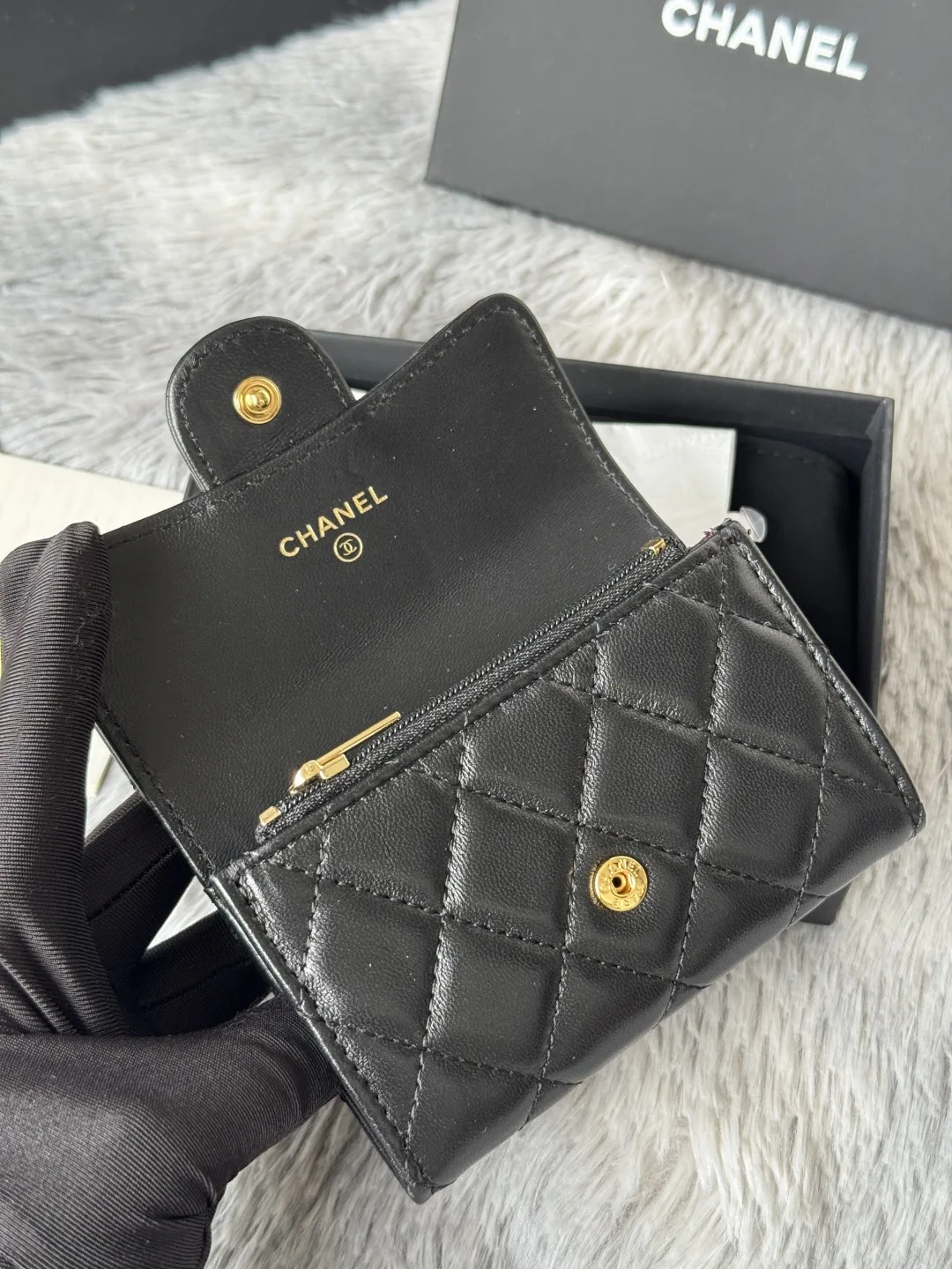 Chanel 0219 2025 New Arrivals CF Card Holder - Detail view 6