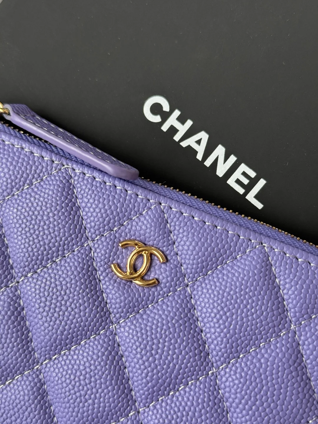 Chanel A82365 Coin Purse - Detail view 3