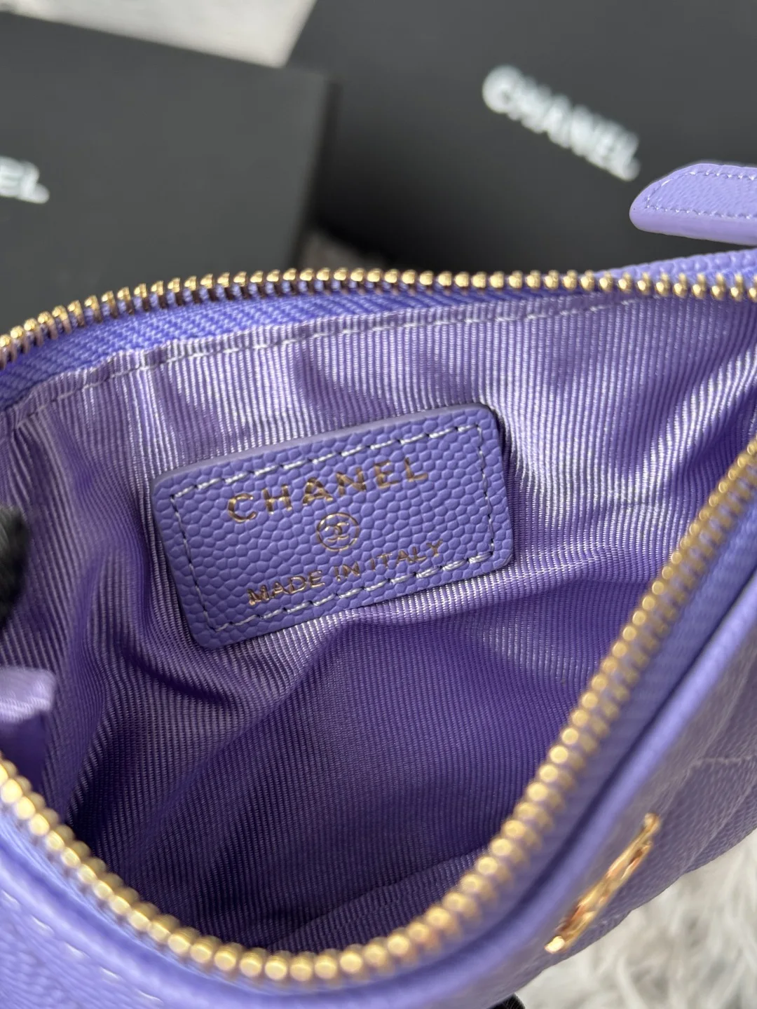 Chanel A82365 Coin Purse - Detail view 9