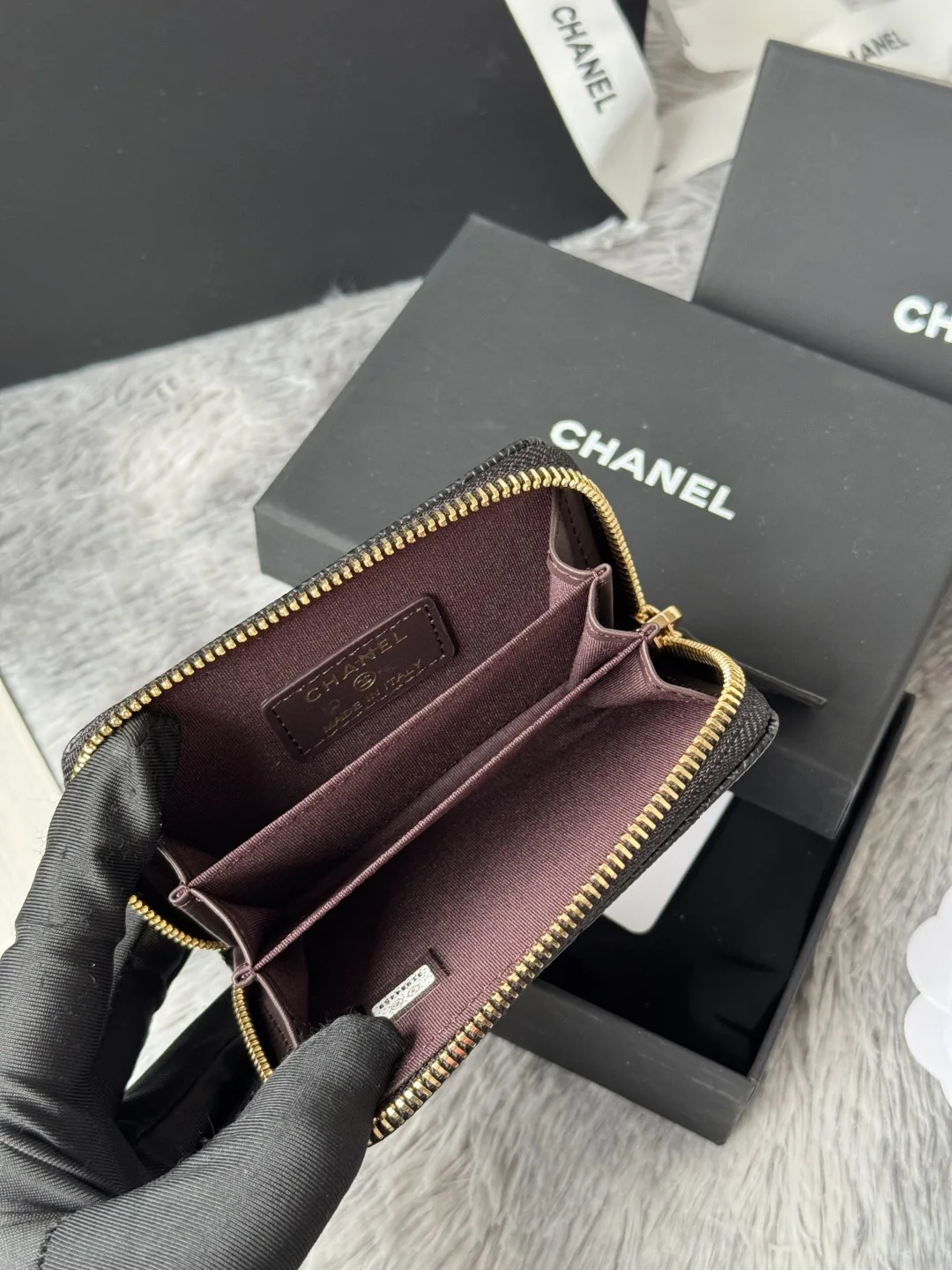 Chanel AP0216 Zipper Coin Purse - Detail view 8