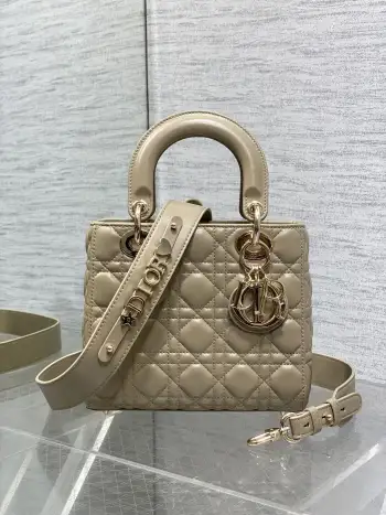 Lady戴妃四格系列