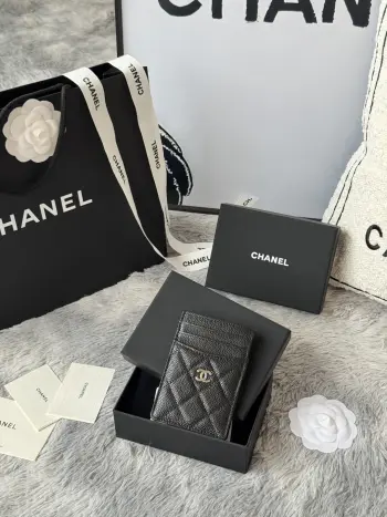 AP0223 Ultra Mini Lambskin Cardholder