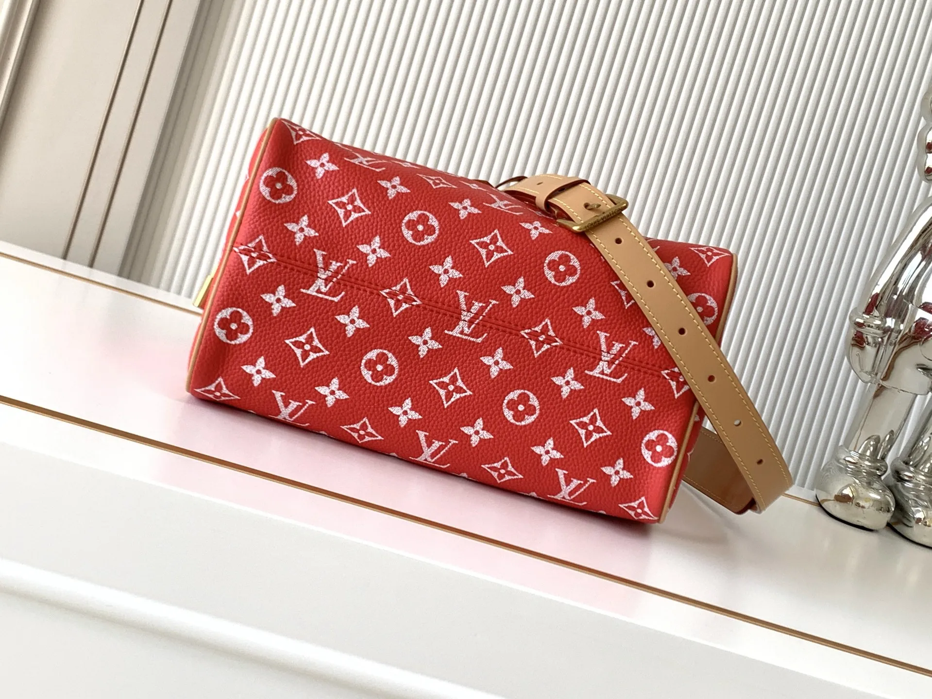 Louis Vuitton M24425 Red Speedy P9 Bandouliere 25 Bag - Detail view 4