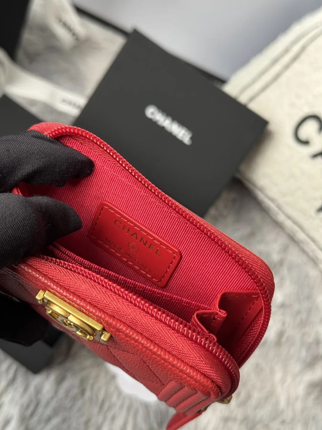 Chanel A80602 BOY Diamond Quilted Coin Purse - Detail view 8
