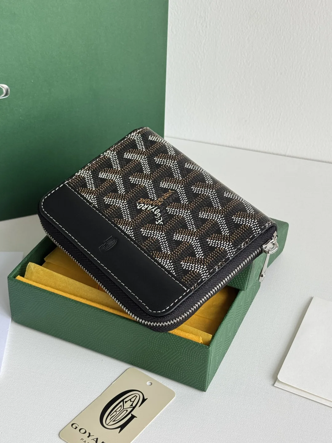Goyard 3305 MATIGNON MINI Zipper Wallet - Detail view 4