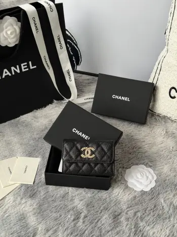 AP3047 22k Gold Embossed Hardware Double C Logo Cardholder