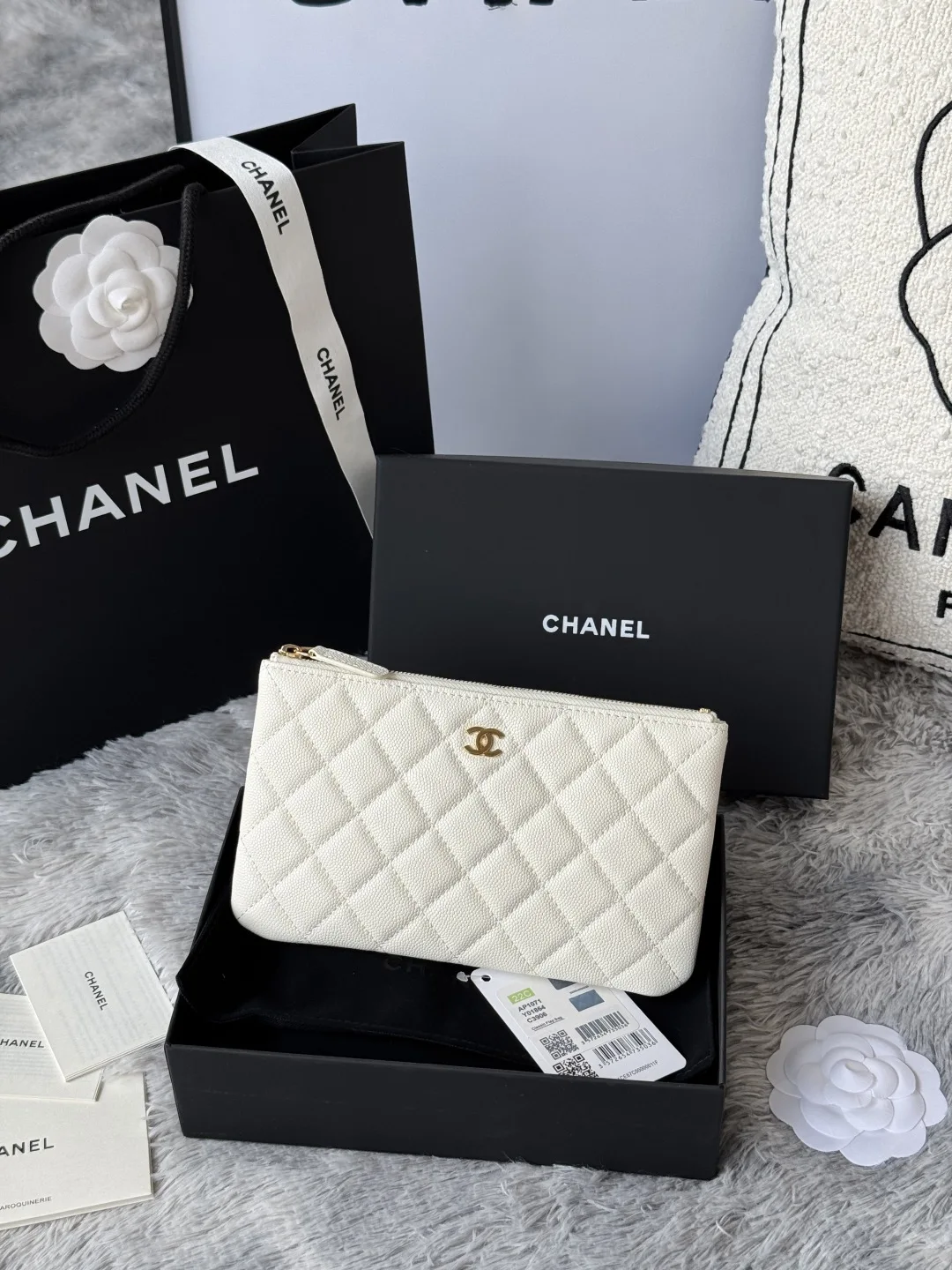 Chanel AP1071 New Ball Grain Diamond Pattern Coin Purse Clutch - Detail view 1