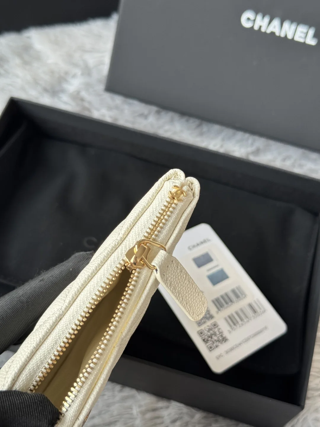 Chanel AP1071 New Ball Grain Diamond Pattern Coin Purse Clutch - Detail view 7