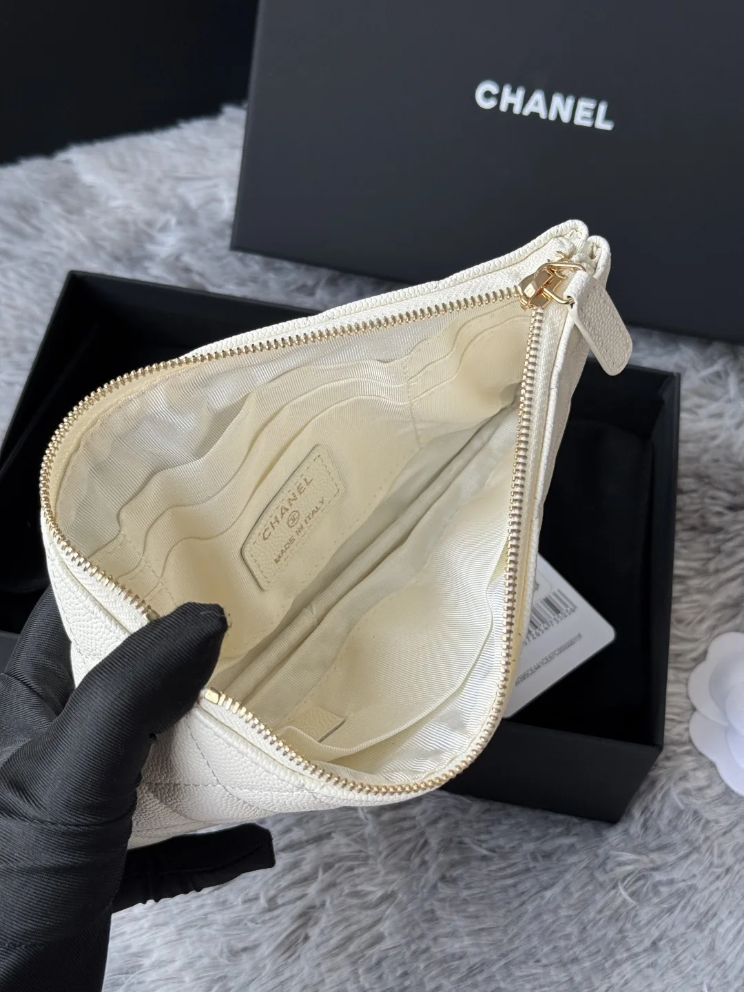 Chanel AP1071 New Ball Grain Diamond Pattern Coin Purse Clutch - Detail view 8