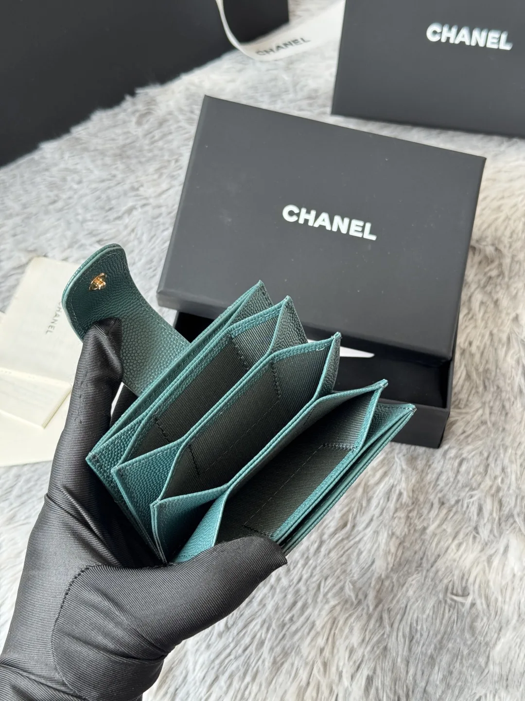 Chanel AP0342 Tweed Card Holder - Detail view 7