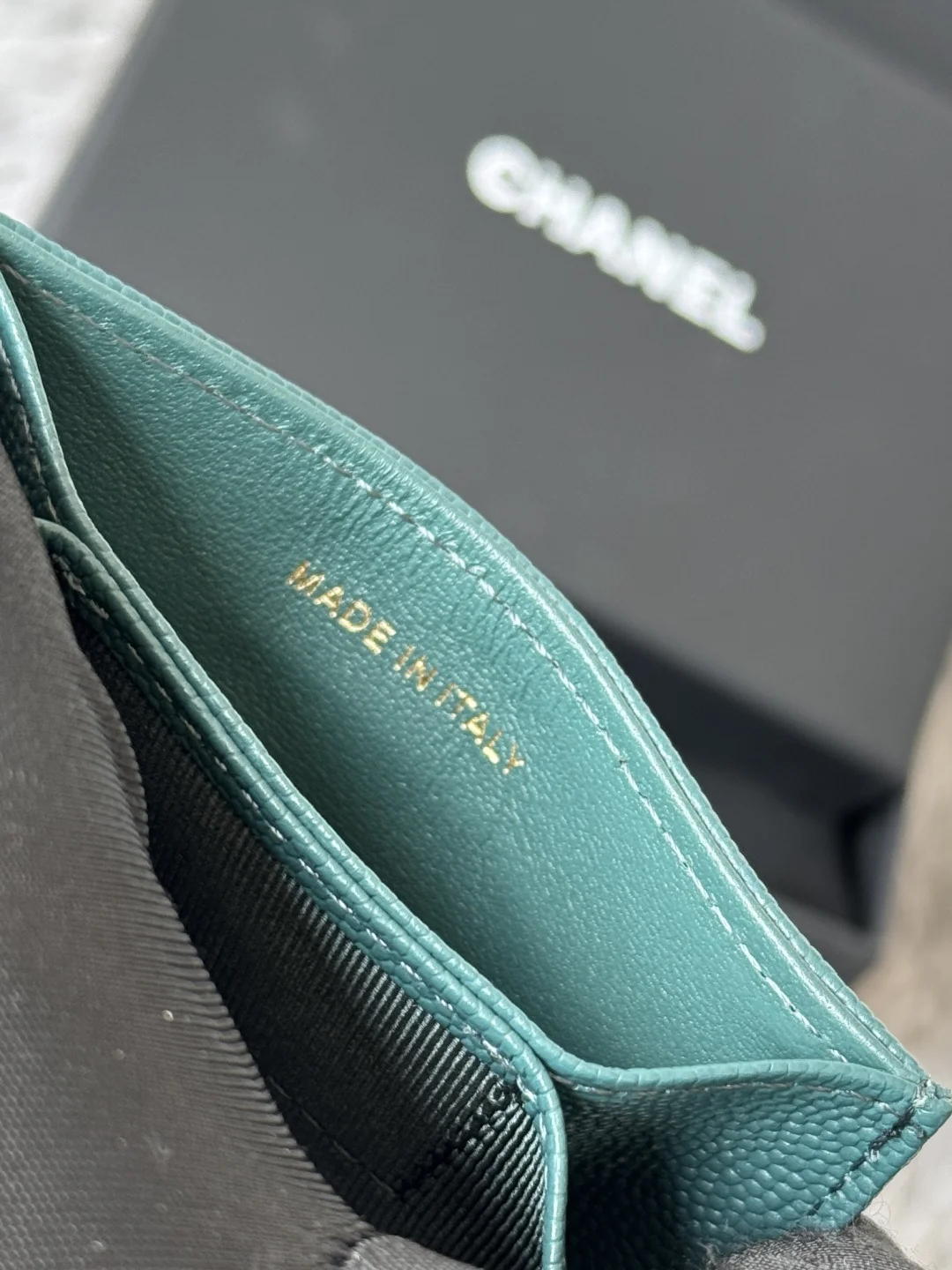 Chanel AP0342 Tweed Card Holder - Detail view 9