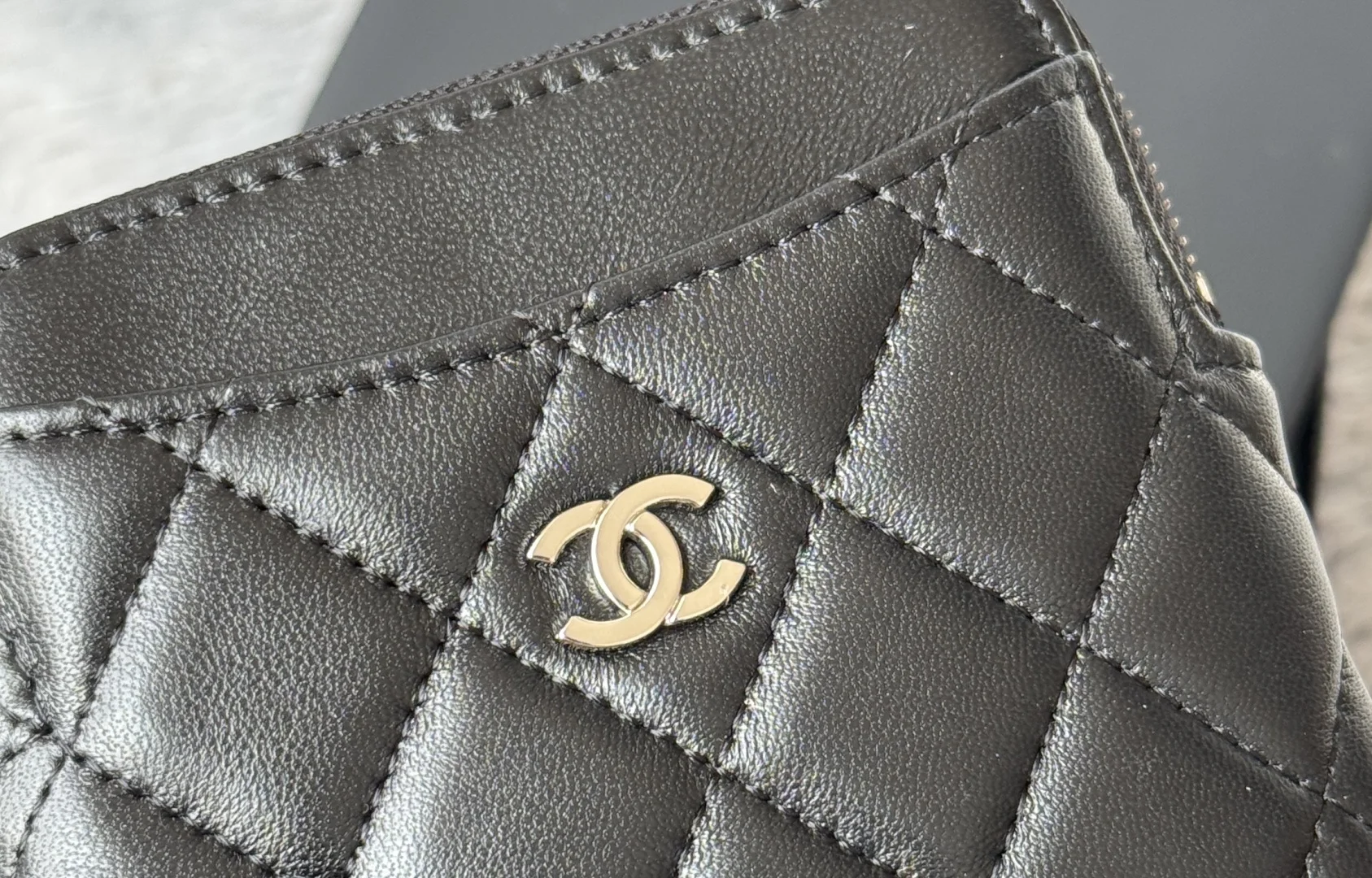 Chanel AP2061 Calfskin Chanel Coin Purse - Detail view 7