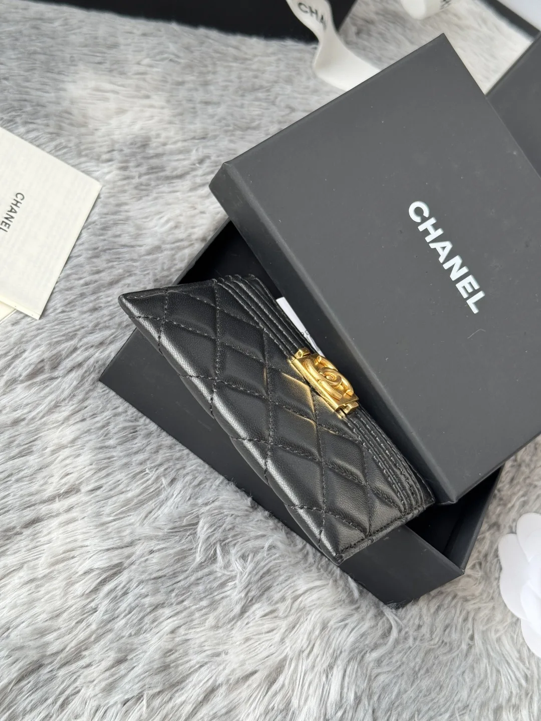 Chanel 84431 New Le Boy Cardholder - Detail view 5