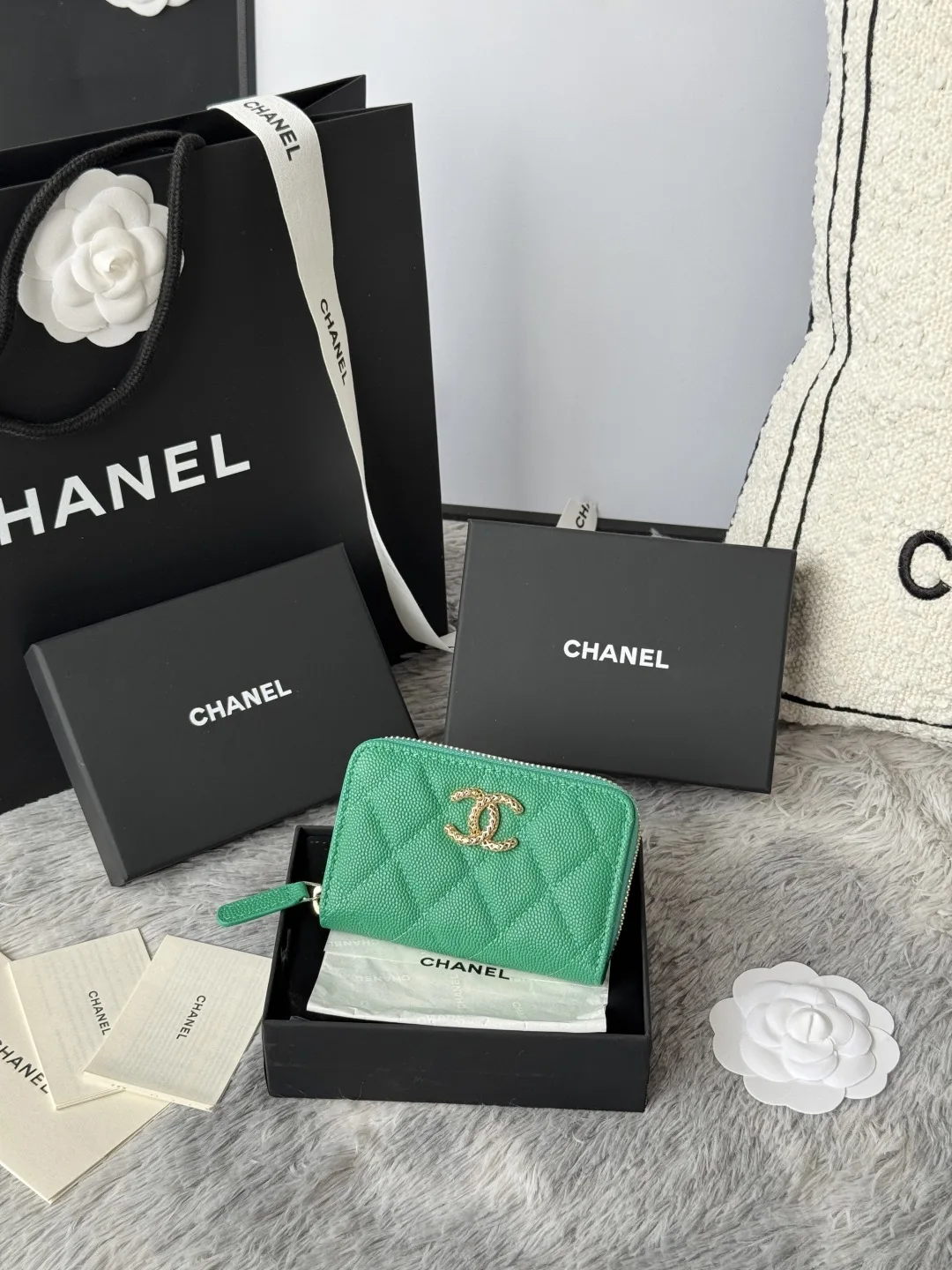 Chanel AP3185 zipper card holder coin purse
