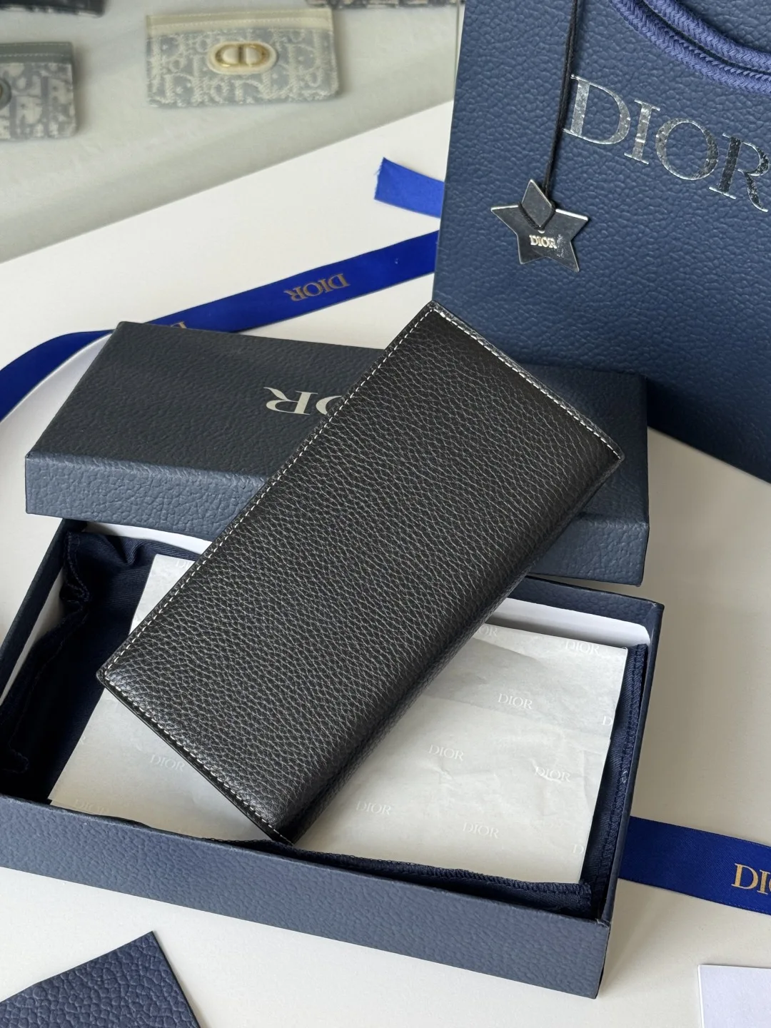 Dior 2ADBC330YKS_H27E Saddle Vertical Long Wallet - Detail view 3