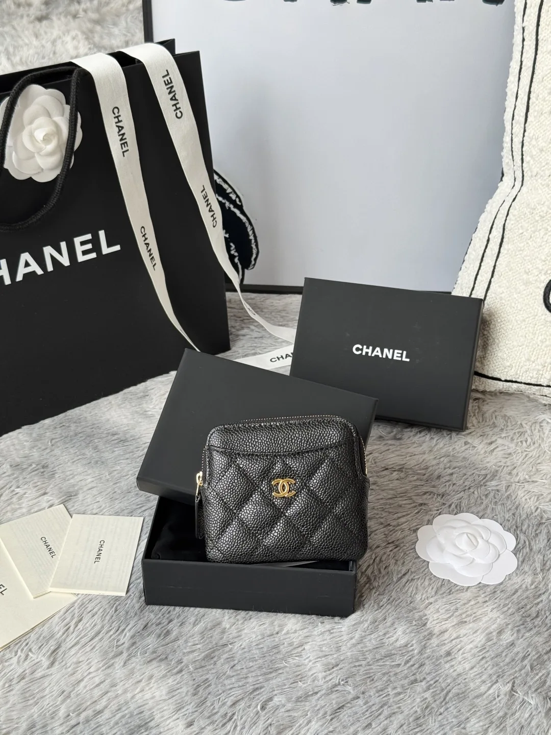 Chanel AP2061 Calfskin Chanel Coin Purse - Detail view 1