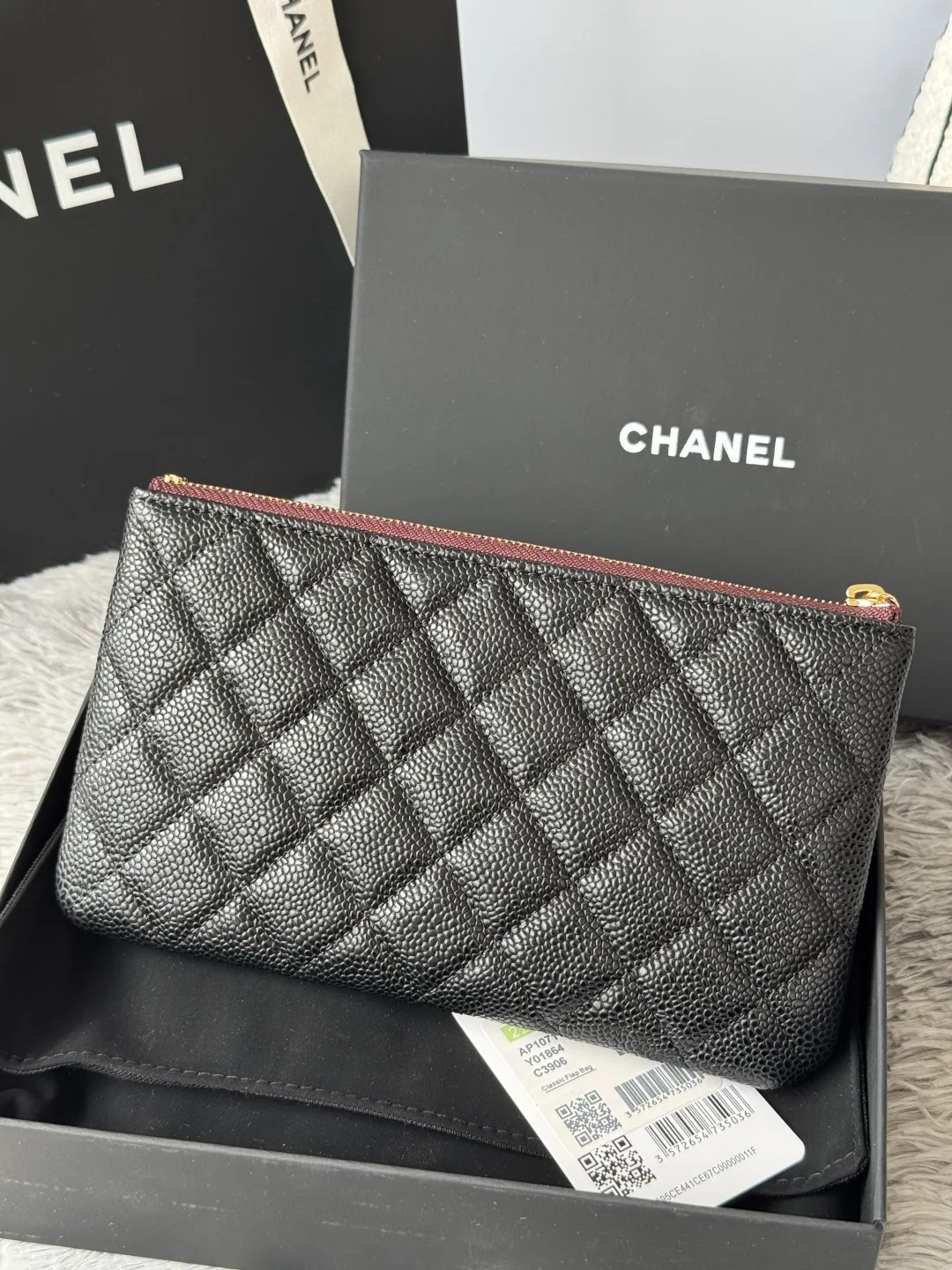 Chanel AP1071 New Ball Grain Diamond Pattern Coin Purse Clutch - Detail view 3