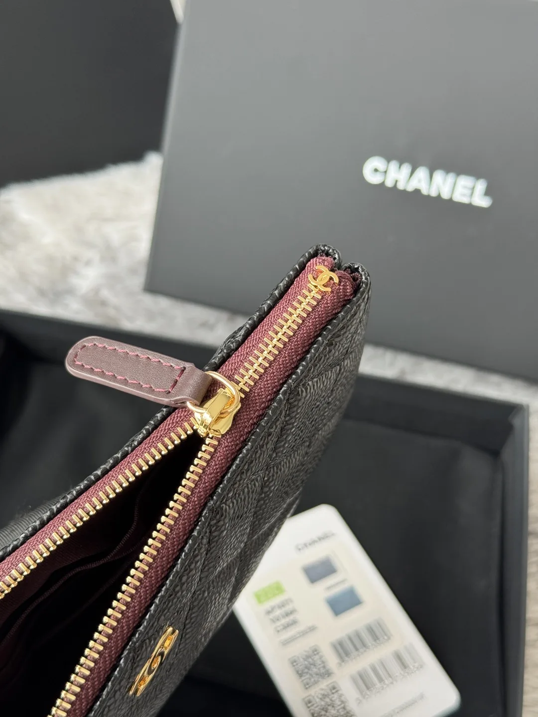 Chanel AP1071 New Ball Grain Diamond Pattern Coin Purse Clutch - Detail view 8