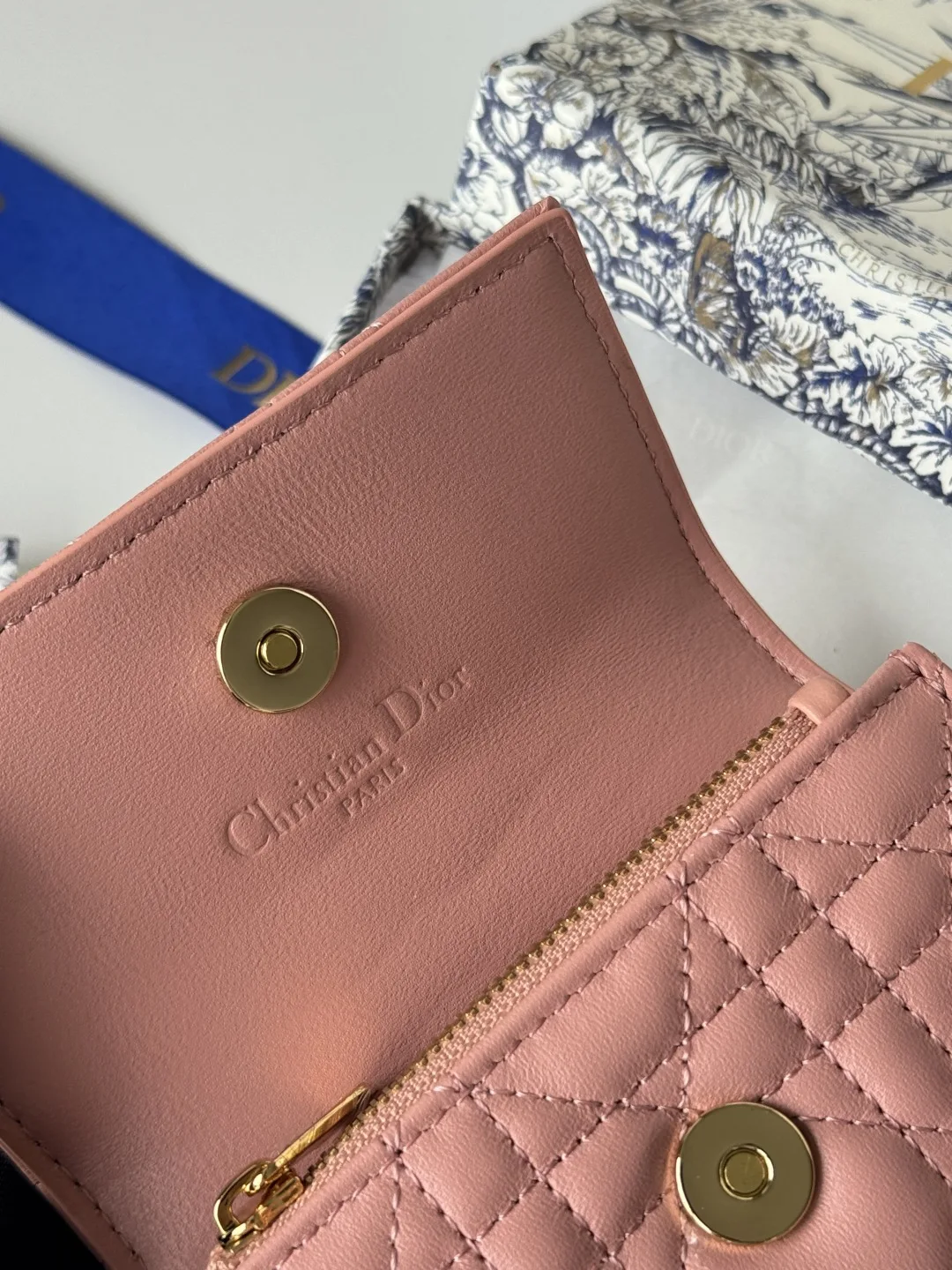 Dior S0966ONMJ_M413 My Dior Glycine Wallet - Detail view 8