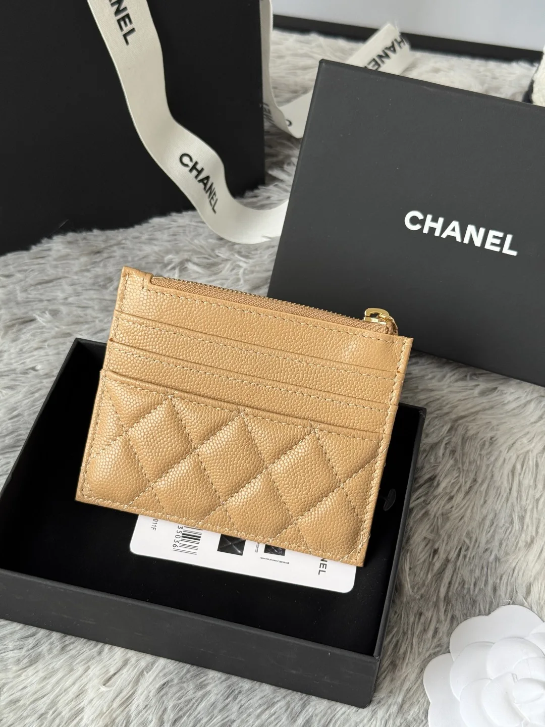 Chanel A84105 Single Card Holder - Detail view 3