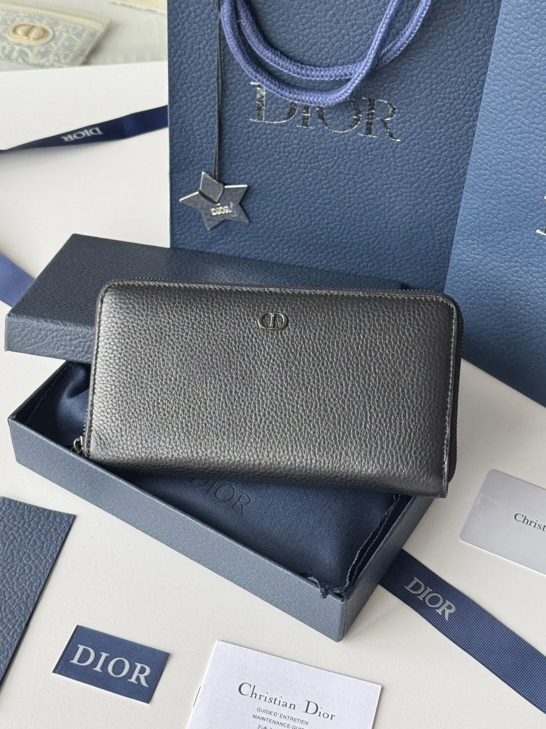 Dior 2ESBC252YSE-315 Long Zip Around Wallet - Detail view 2