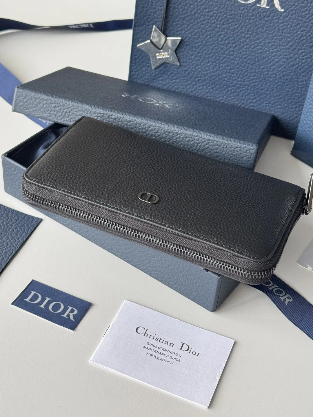 Dior 2ESBC252YSE-315 Long Zip Around Wallet - Detail view 4