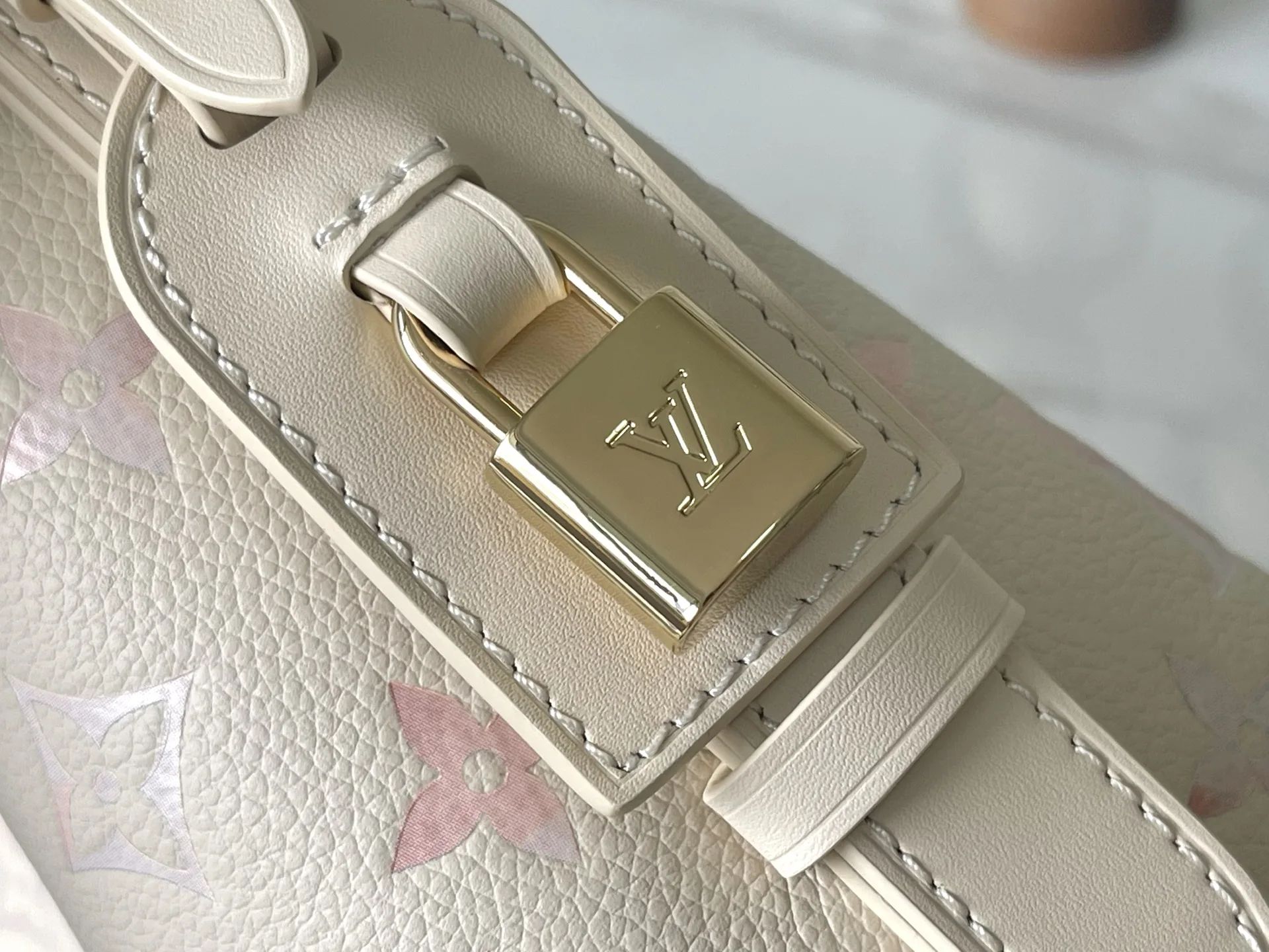 LVM25673 All In BB 手袋 - 细节图 6