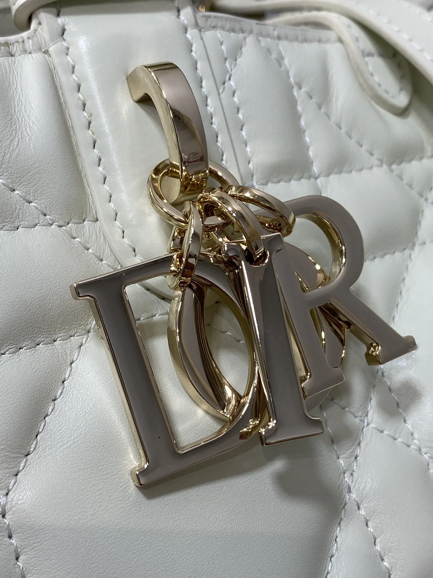 Dior White Toujours Medium Women s Handbag - Detail view 2