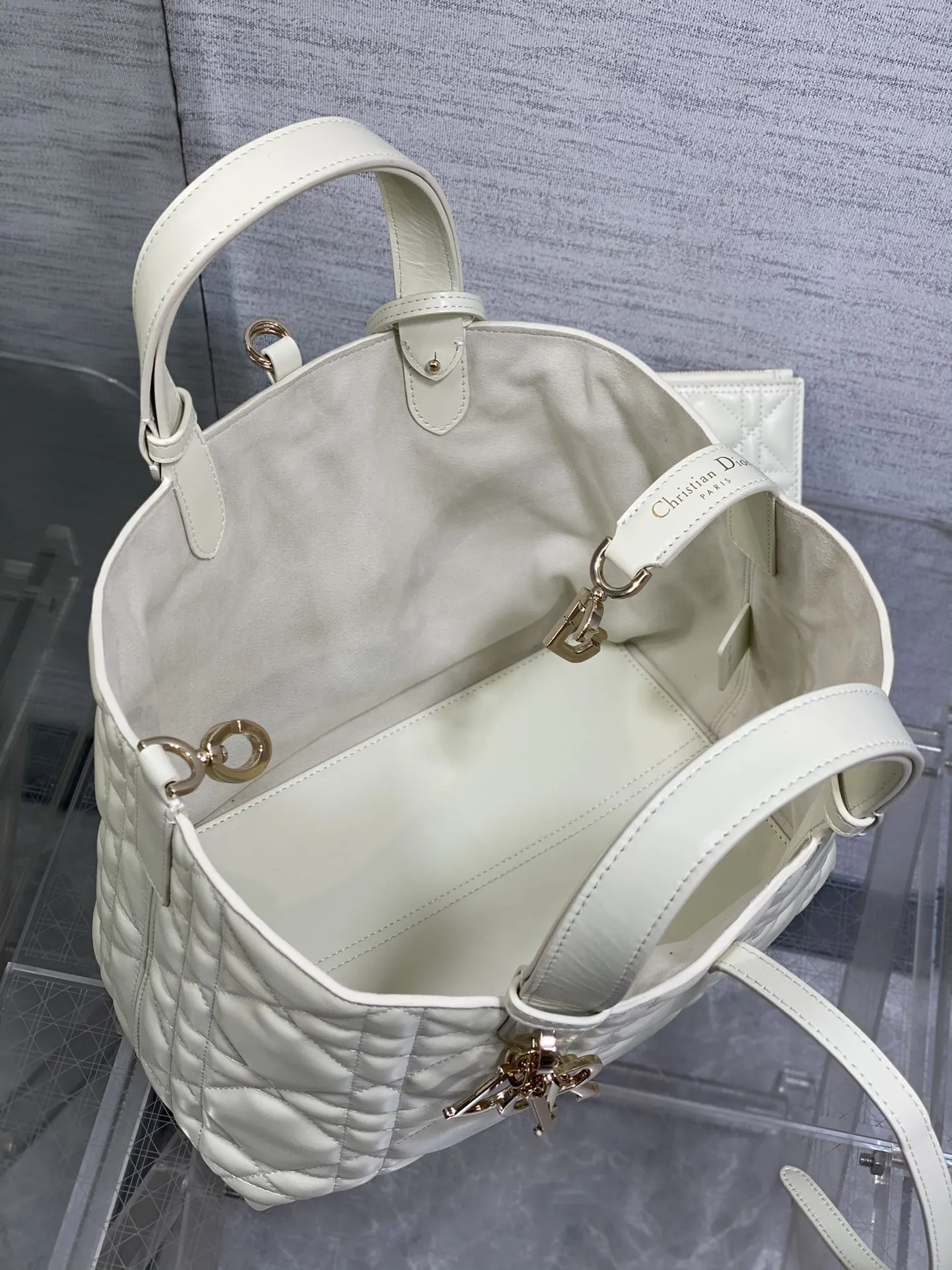 Dior White Toujours Medium Women s Handbag - Detail view 8