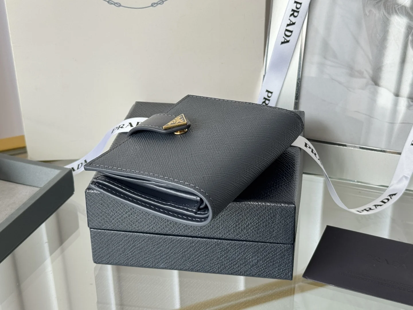Prada 1MV204 Small Card Holder Wallet - Detail view 5