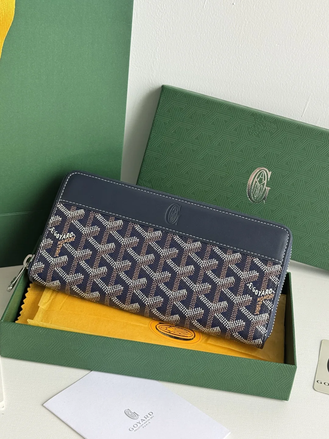 Goyard 3368 Long Wallet, Large Size - Detail view 2