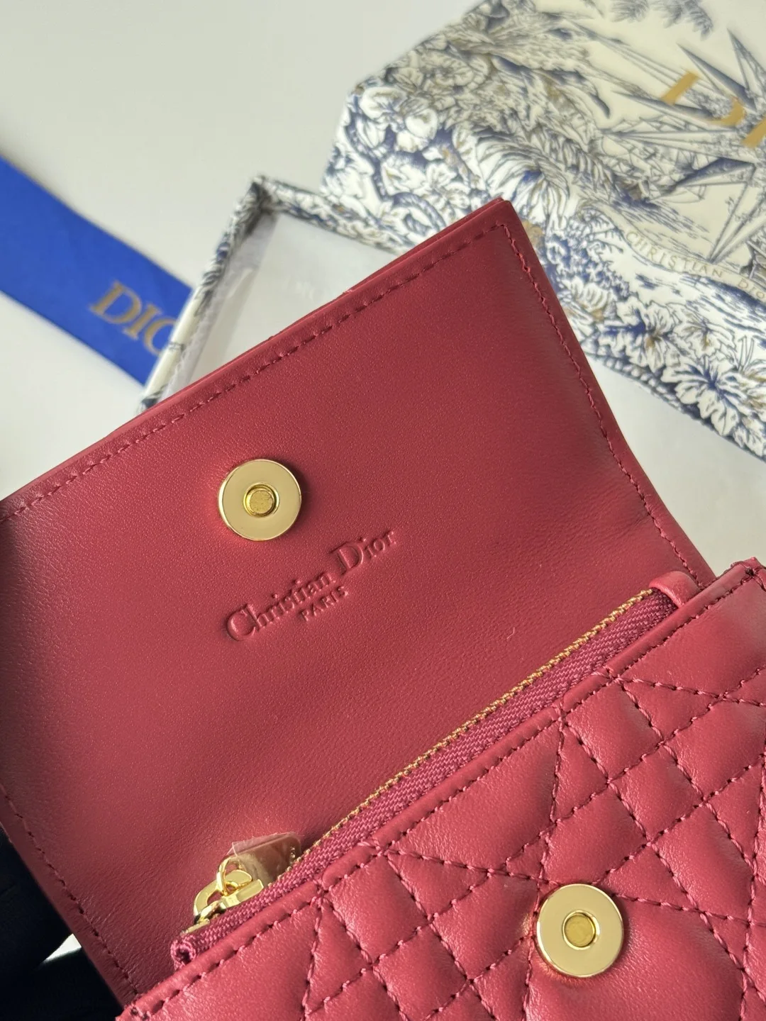 Dior S0966ONMJ_M413 My Dior Glycine Wallet - Detail view 8