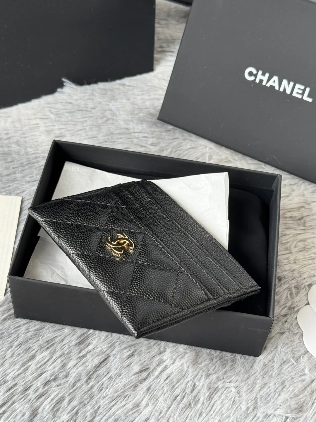 Chanel AP4472 2025 New Lambskin Cardholder - Detail view 5