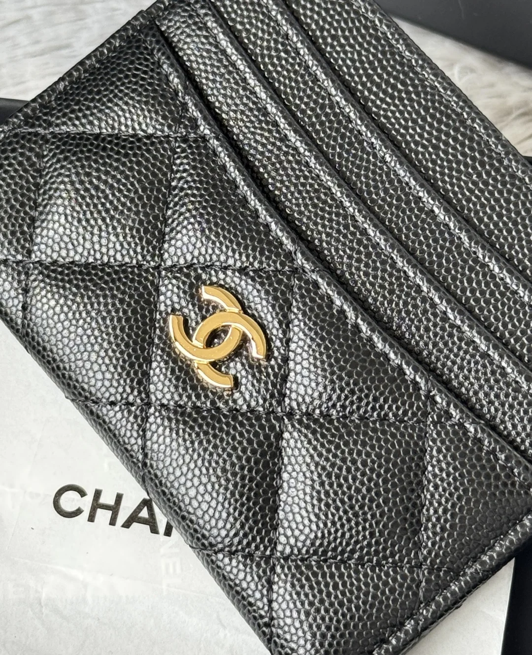 Chanel AP4472 2025 New Lambskin Cardholder - Detail view 6